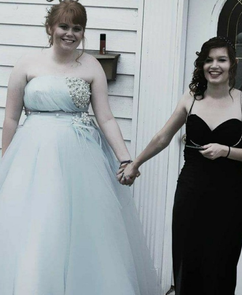 Prom Dress - Picture 8 of 8